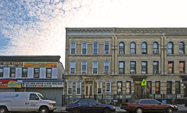 1275 Nostrand Ave in Brooklyn, NY - Foto de edificio - Building Photo