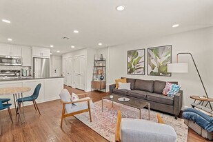254 S 11th St in Philadelphia, PA - Building Photo