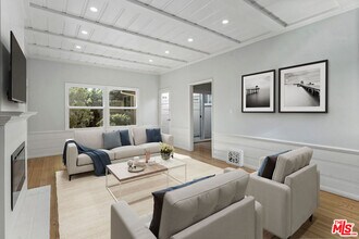 9623 Charleville Blvd in Beverly Hills, CA - Building Photo - Building Photo