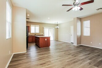 15445 W Jenan Dr in Surprise, AZ - Building Photo - Building Photo