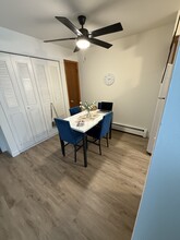 1204 Memorial Dr, Unit # 16 in South Milwaukee, WI - Foto de edificio - Building Photo