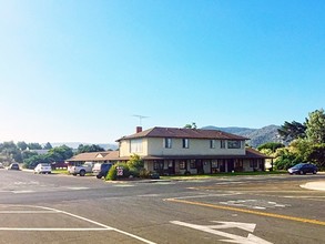 480 Avenue Of The Flags in Buellton, CA - Building Photo - Building Photo