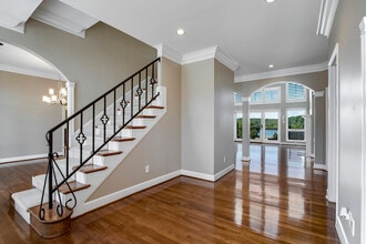 209 Tooweka Trce in Loudon, TN - Building Photo - Building Photo