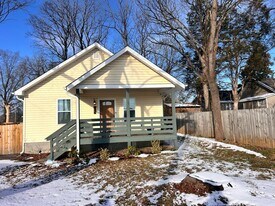 746 Opal St in Statesville, NC - Building Photo