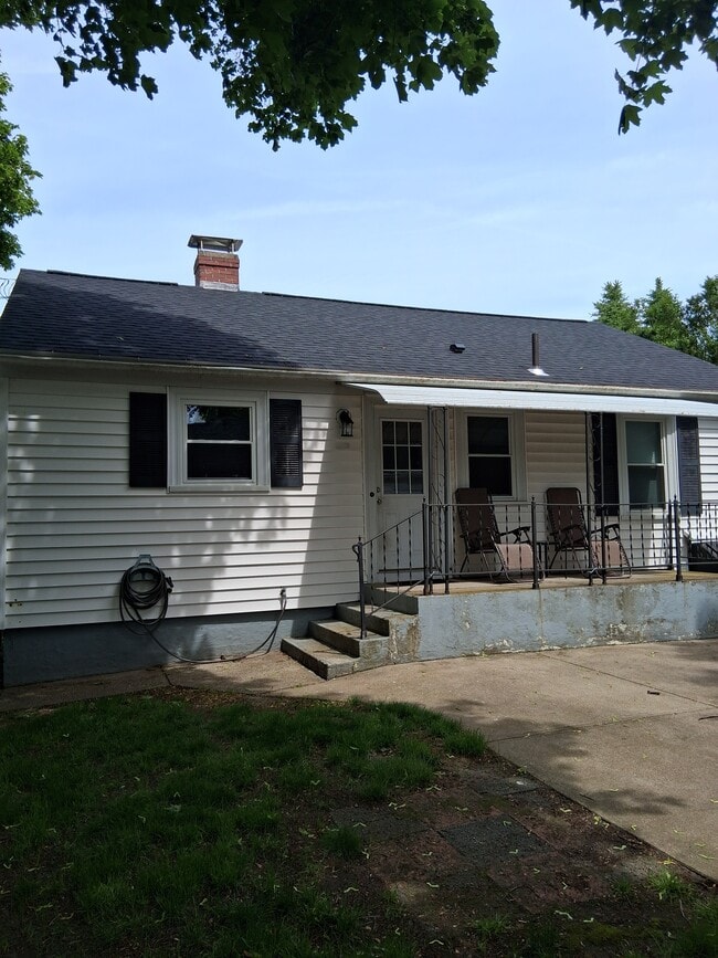 property at 1058 Post Rd