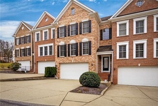 402 Georgetowne Ct in Wexford, PA - Building Photo - Building Photo