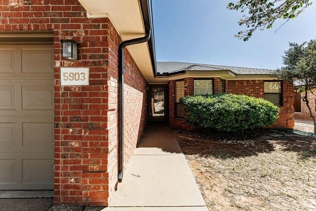 5903 70th St in Lubbock, TX - Building Photo - Building Photo