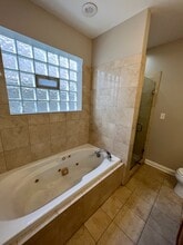 2327 S Sawyer Ave, Unit 3A in Chicago, IL - Foto de edificio - Building Photo