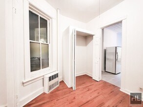 323A E 89th St, Unit 3E in New York, NY - Building Photo - Building Photo