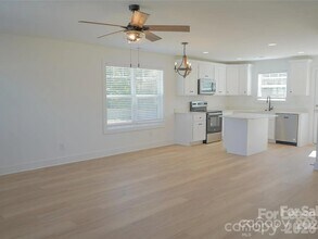 816 Fairview St in Kannapolis, NC - Building Photo - Building Photo