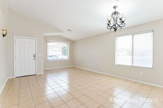 554 S Sunny Rock Dr in Vail, AZ - Building Photo - Building Photo