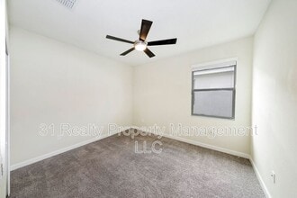 11036 Sycamore Woods Dr in Orlando, FL - Building Photo - Building Photo