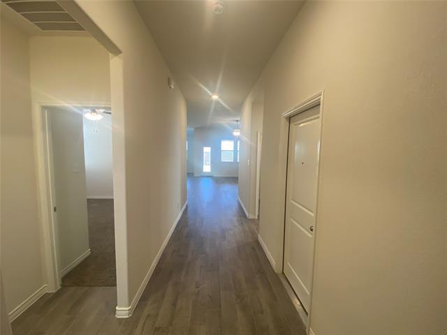11208 Shady Mdws Wy in Aubrey, TX - Foto de edificio - Building Photo