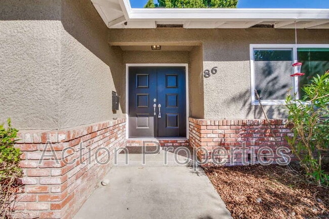 86 Dalma Dr in Mountain View, CA - Building Photo - Building Photo