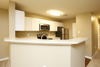 Maison Bocage Apartments in Baton Rouge, LA - Building Photo - Interior Photo