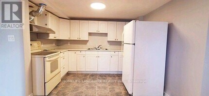 22 Willow Fern Dr in Barrie, ON - Building Photo - Building Photo