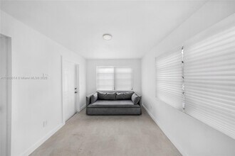 275 NW 97th St in Miami, FL - Building Photo - Building Photo