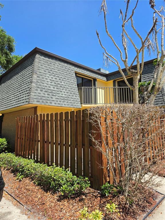 property at 3824 Saxon Dr