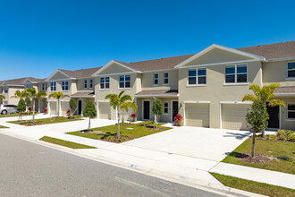 Amore Village Townhomes in Melbourne, FL - Building Photo - Building Photo