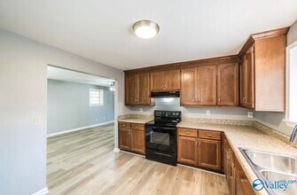 3218 Uvalde Ln NW in Huntsville, AL - Building Photo - Building Photo