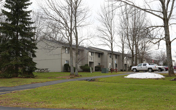 Deerfield Estates in Pulaski, NY - Building Photo - Building Photo