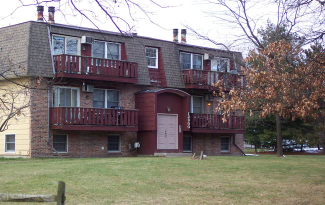 Shaftsburg Apartments