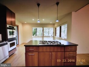 8 Azalea Ln in Media, PA - Building Photo - Building Photo