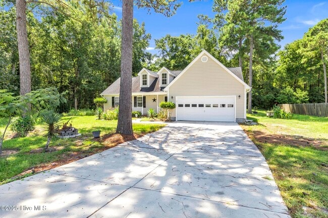 property at 216 Molly Ct