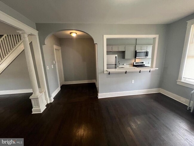 property at 2026 N Wolfe St
