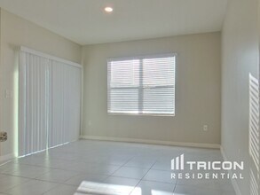 221 Cedar Elm Cir in Debary, FL - Building Photo - Building Photo
