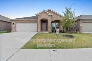 212 Roundstone Rd in Haslet, TX - Building Photo