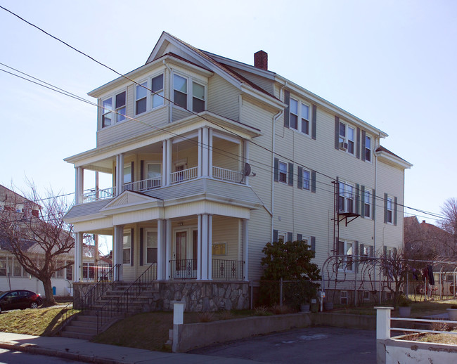 93 Osborn St in Fall River, MA - Building Photo - Building Photo