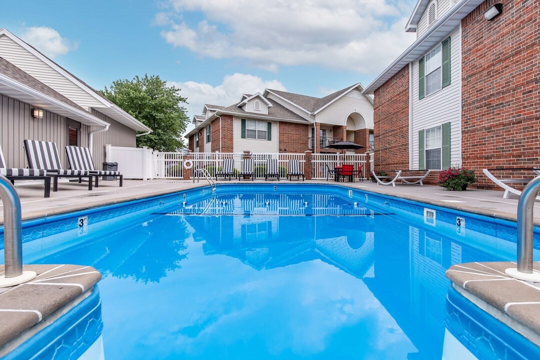 Hawthorn Suites Apartments in Springfield, MO - Foto de edificio