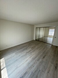 540 N May, Unit 3076 photo'