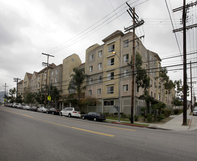 Grandview Nine Apartments in Los Angeles, CA - Foto de edificio - Building Photo