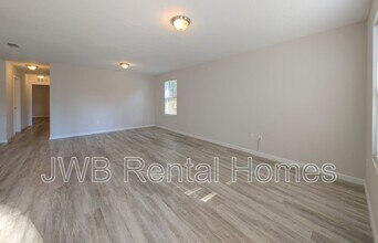 5215 Missouri Ave in Jacksonville, FL - Building Photo - Building Photo