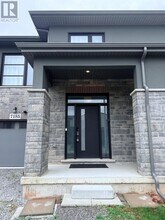 7185 Parsa St in Niagara Falls, ON - Building Photo - Building Photo