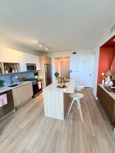 342 NE 35th St, Unit A1 in Miami, FL - Building Photo - Building Photo