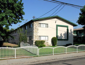 10350 Vernon Ave in Montclair, CA - Building Photo - Building Photo