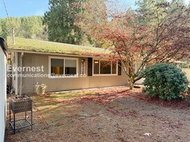 4724 327th Ave NE in Carnation, WA - Building Photo