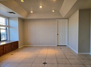 1827 E Manhatton Dr in Tempe, AZ - Foto de edificio - Building Photo