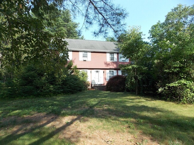 54 Hungary Rd in Granby, CT - Building Photo - Building Photo