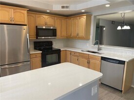 2404 Antigua Cir in Coconut Creek, FL - Building Photo