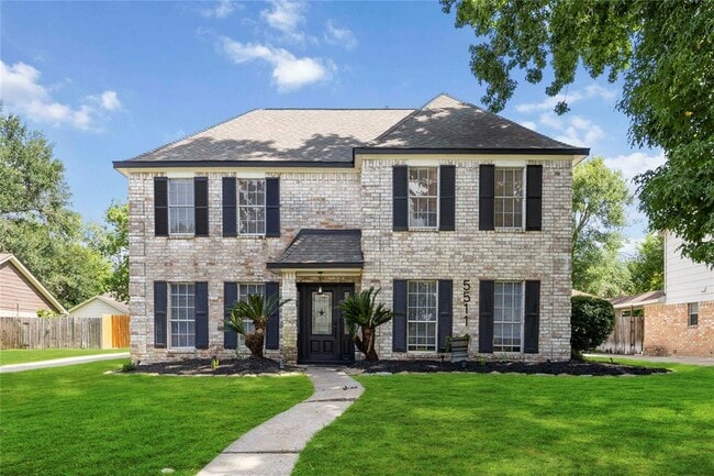 property at 5511 Green Timbers Dr