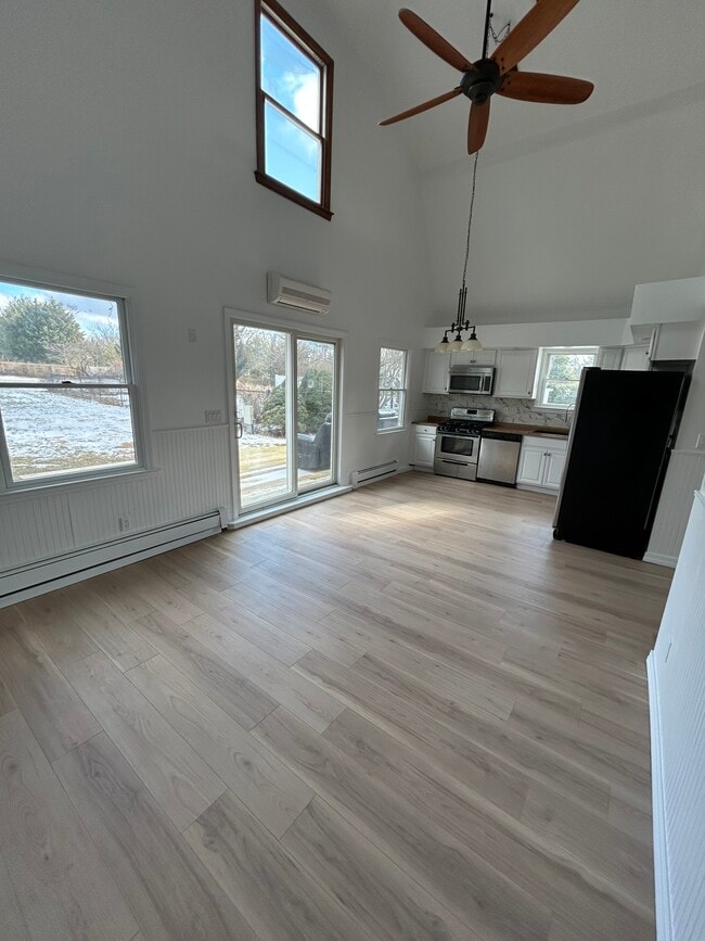 61 Nelson Ave, Unit Nelson 2br Loft