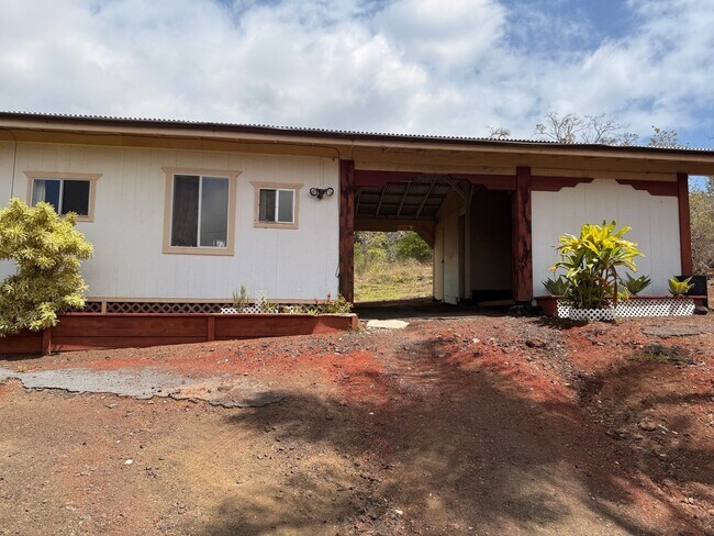 property at 92-1697-1697 Keaka Pkwy