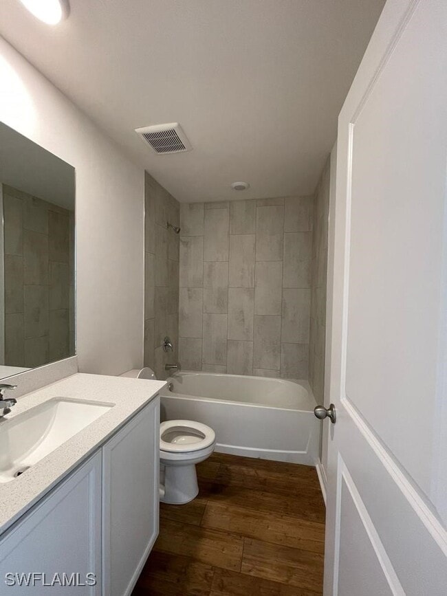 property at 861 Winwood Cir