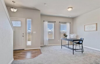 7468 Johnsontown Hts in Colorado Springs, CO - Foto de edificio - Building Photo