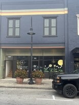 310 Main St in Williamsburg, KY - Building Photo