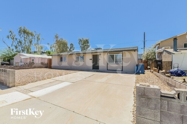 208 Valley Forge Ave in Henderson, NV - Building Photo - Building Photo